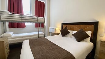 Russ Hill Hotel