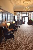 Russ Hill Hotel