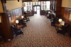 Russ Hill Hotel
