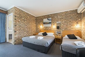 Citrus Valley Motel