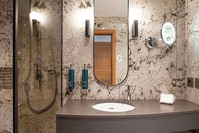 Hilton Milan