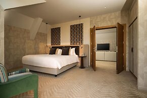 Hilton Milan