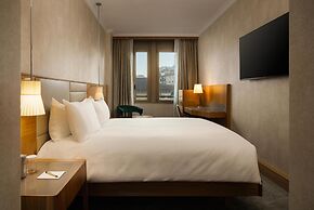 Hilton Milan