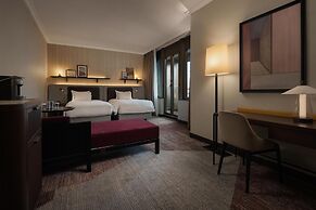 Hilton Milan