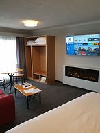 Apollo Bay Motel and Apartments