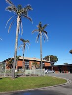 Apollo Bay Motel and Apartments