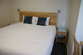 Apollo Bay Motel and Apartments