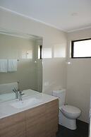 Apollo Bay Motel and Apartments