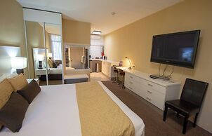 Elkira Court Motel