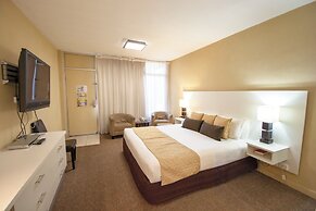Elkira Court Motel