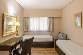 Exe Hotel Colón
