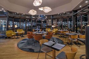 DoubleTree by Hilton Paris Bougival