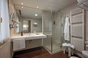 HOTEL STENDHAL