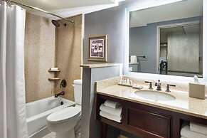 Renaissance Mobile Riverview Plaza Hotel