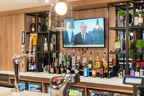 Holiday Inn Gloucester-Cheltenham by IHG