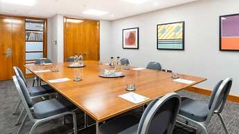 Holiday Inn Gloucester-Cheltenham by IHG