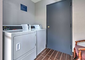 Days Inn by Wyndham Greenville MS