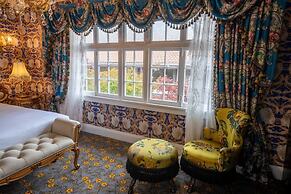 Prince's Gate Hotel