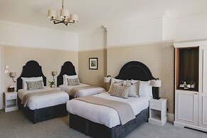 The Queens Hotel