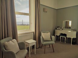 The Queens Hotel