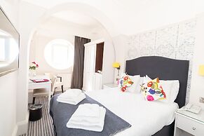The Queens Hotel