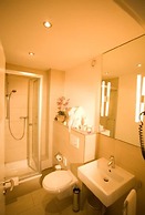 Seehotel Leoni