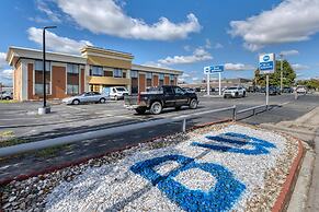 Best Western The Inn At Rochester Airport