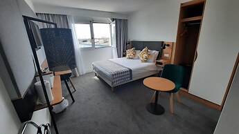 Holiday Inn Calais by IHG