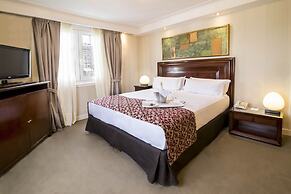 Claridge Hotel
