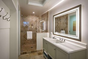 Hawks Cay Resort