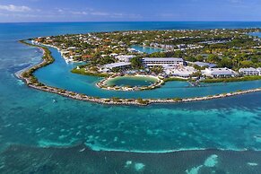 Hawks Cay Resort