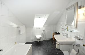 HELIOPARK Bad Hotel zum Hirsch