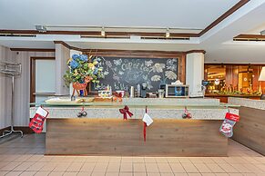 Bedford Regency Hotel, Trademark Collection by Wyndham
