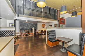 Bedford Regency Hotel, Trademark Collection by Wyndham