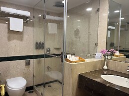Ramada Plaza by Wyndham Palm Grove