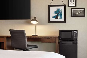 Wyndham Grand Fallsview Hotel