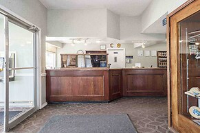 Sandman Inn McBride