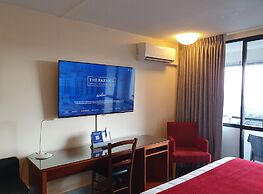 The Parnell Hotel & Conference Centre