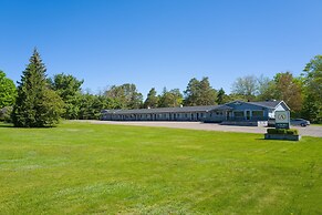 Aurora Inn