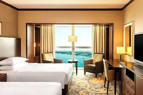 Sheraton Dubai Creek Hotel & Towers