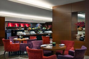 Sheraton Dubai Creek Hotel & Towers