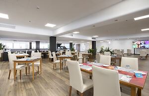 Hotel Chamartin The One