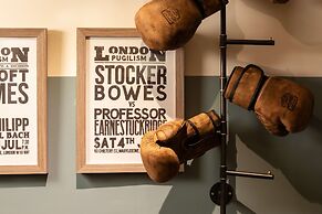 Holmes Hotel London