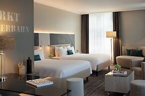 Renaissance Hamburg Hotel