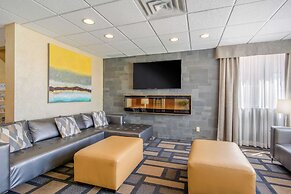 Clarion Hotel