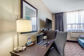 Clarion Hotel