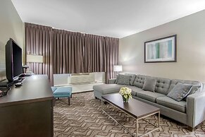 Clarion Hotel