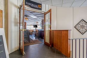 Clarion Hotel