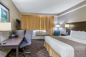 Clarion Hotel