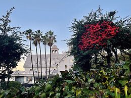 Claremont Resort & Club
